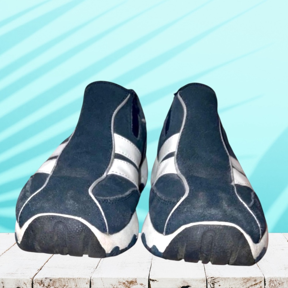 Cross Trekkers Women’s Size 7 Blue & White Leather Slip-Ons